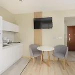 Elegancki Zdrojowa 5a By Renters *