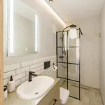아파트 Elegancki Zdrojowa 5a By Renters