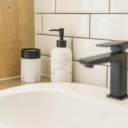 Elegancki Zdrojowa 5a By Renters Appartement