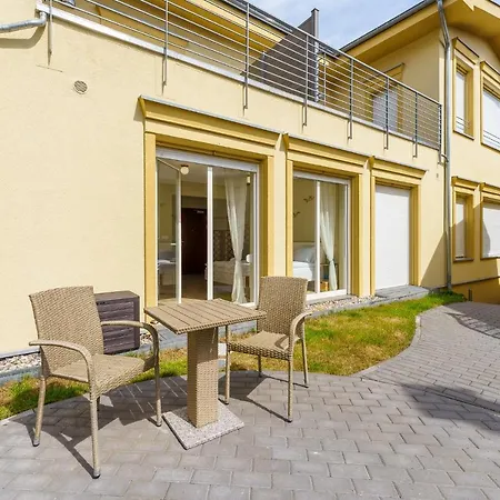 Elegancki Zdrojowa 5a By Renters Appartement